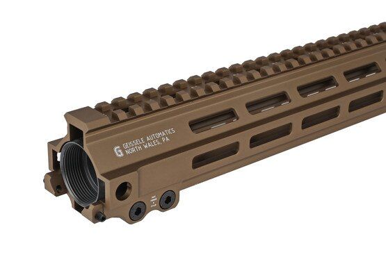 geissele mk8 15 super modular rail handguard mlok in desert dirt features a 2 inch barrel nut